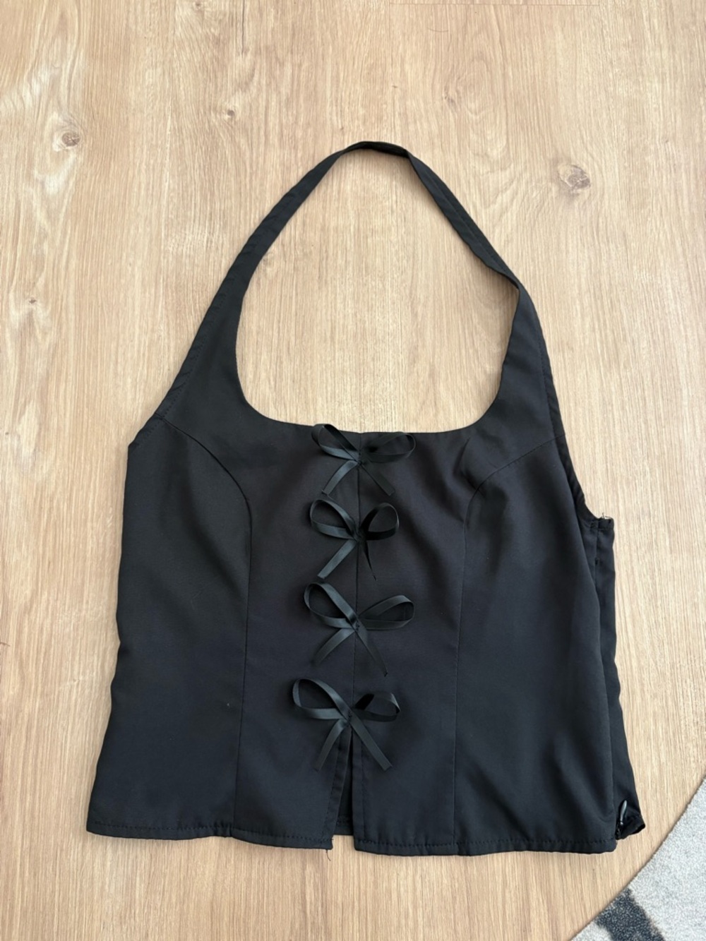 Black Halter Ribbon-Detail Cropped Top